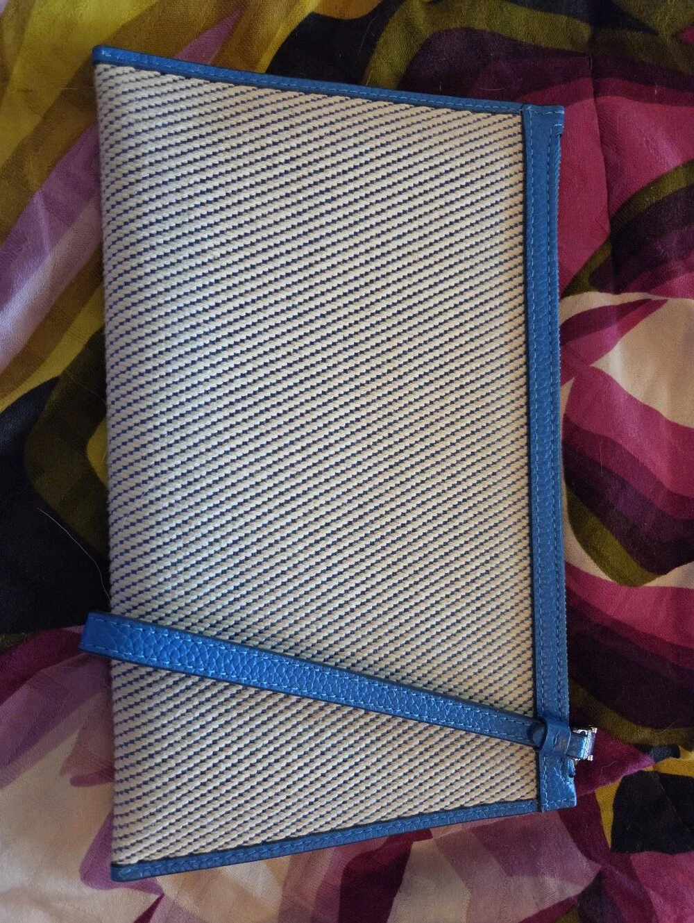 kate spade cobalt blue and beige wristlet clutch